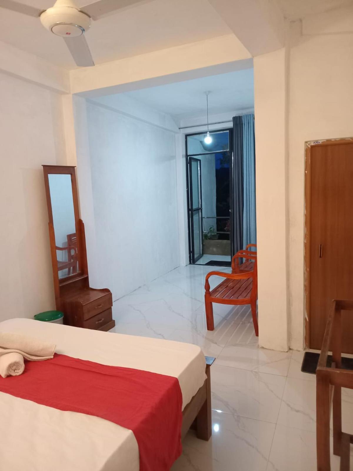 Sadhara River View Lodge Kandy Ngoại thất bức ảnh
